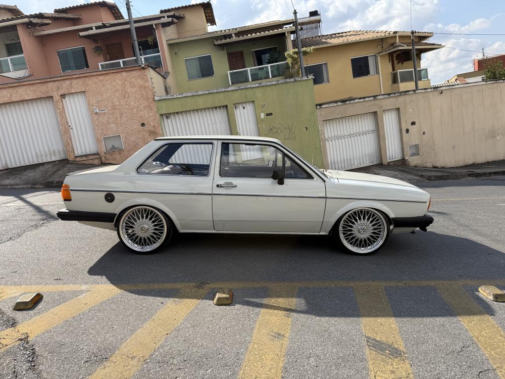 Voyage - Foto #14 do anúncio à venda de Carro clássico