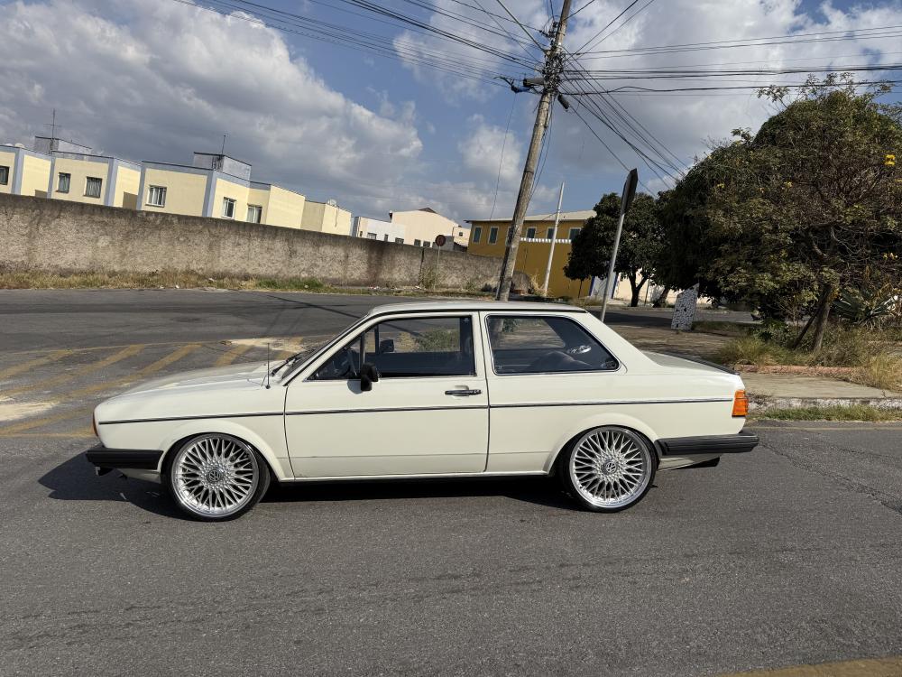 Voyage - Foto #18 do anúncio à venda de Carro clássico