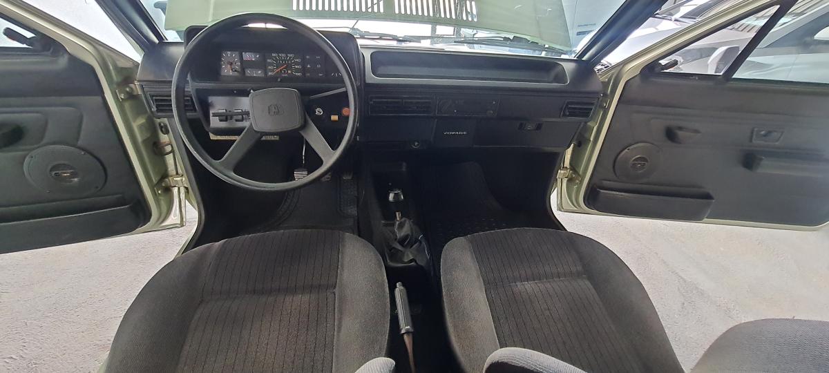 Voyage - Foto #18 do anúncio à venda de Carro clássico