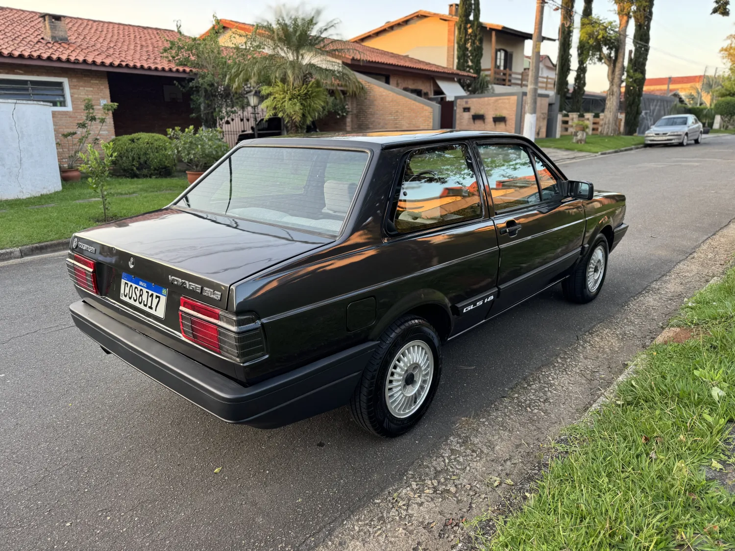Voyage - Foto #5 do anúncio à venda de Carro clássico
