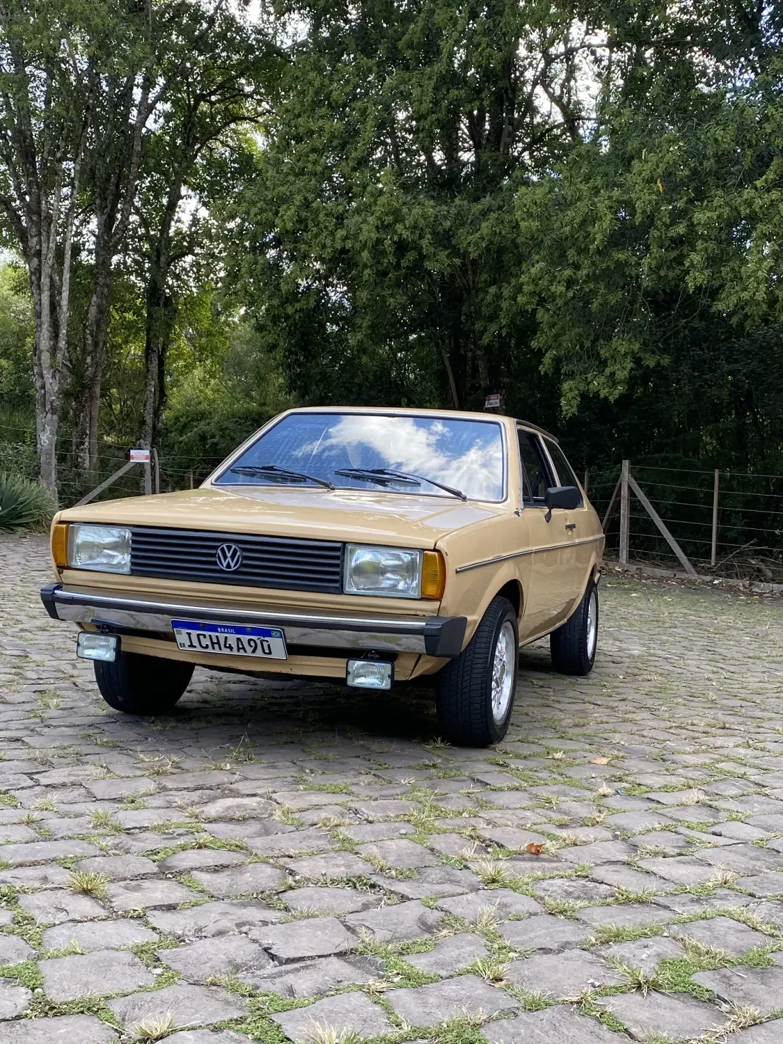 Voyage - Foto #3 do anúncio à venda de Carro clássico
