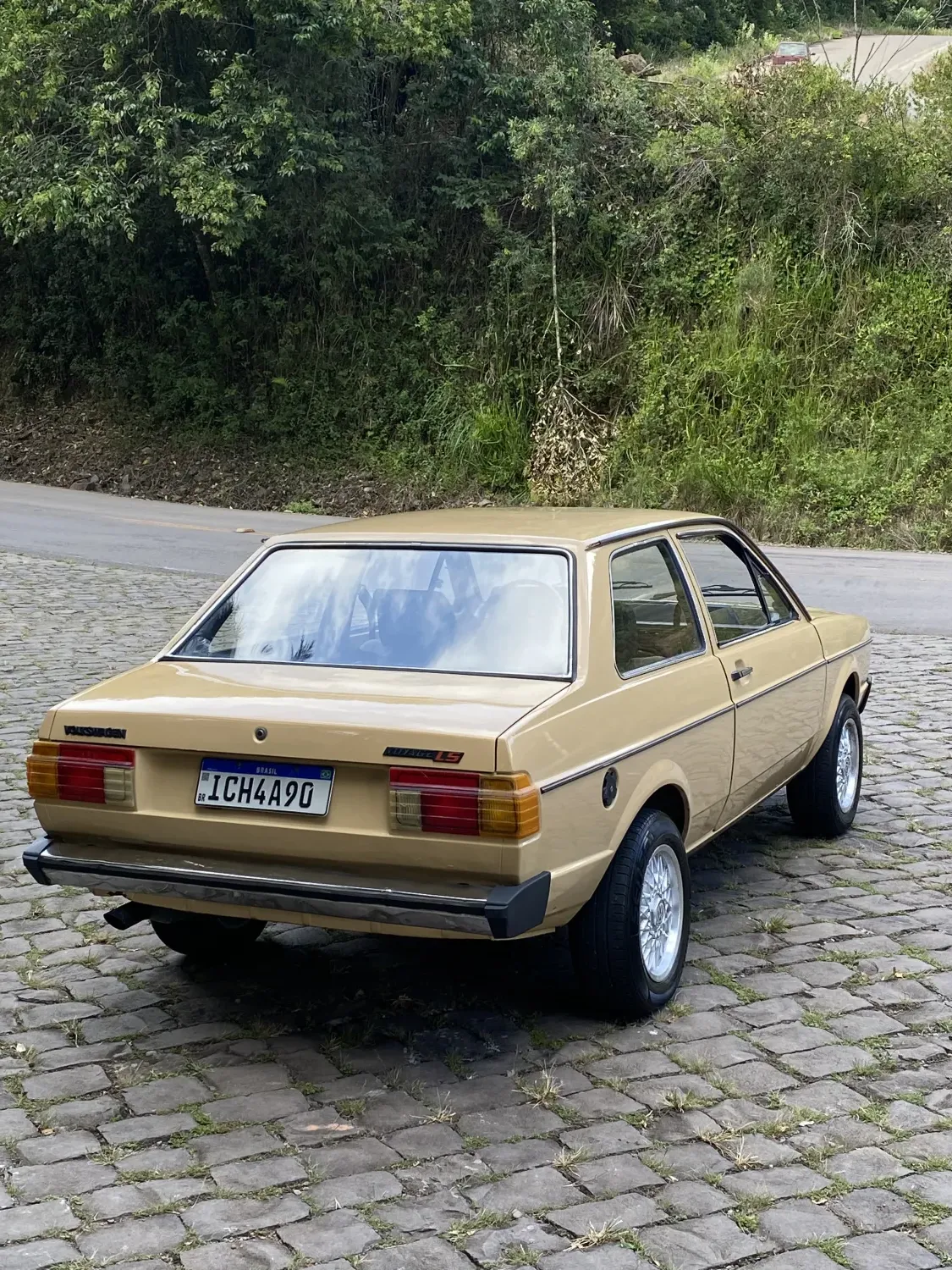 Voyage - Foto #7 do anúncio à venda de Carro clássico