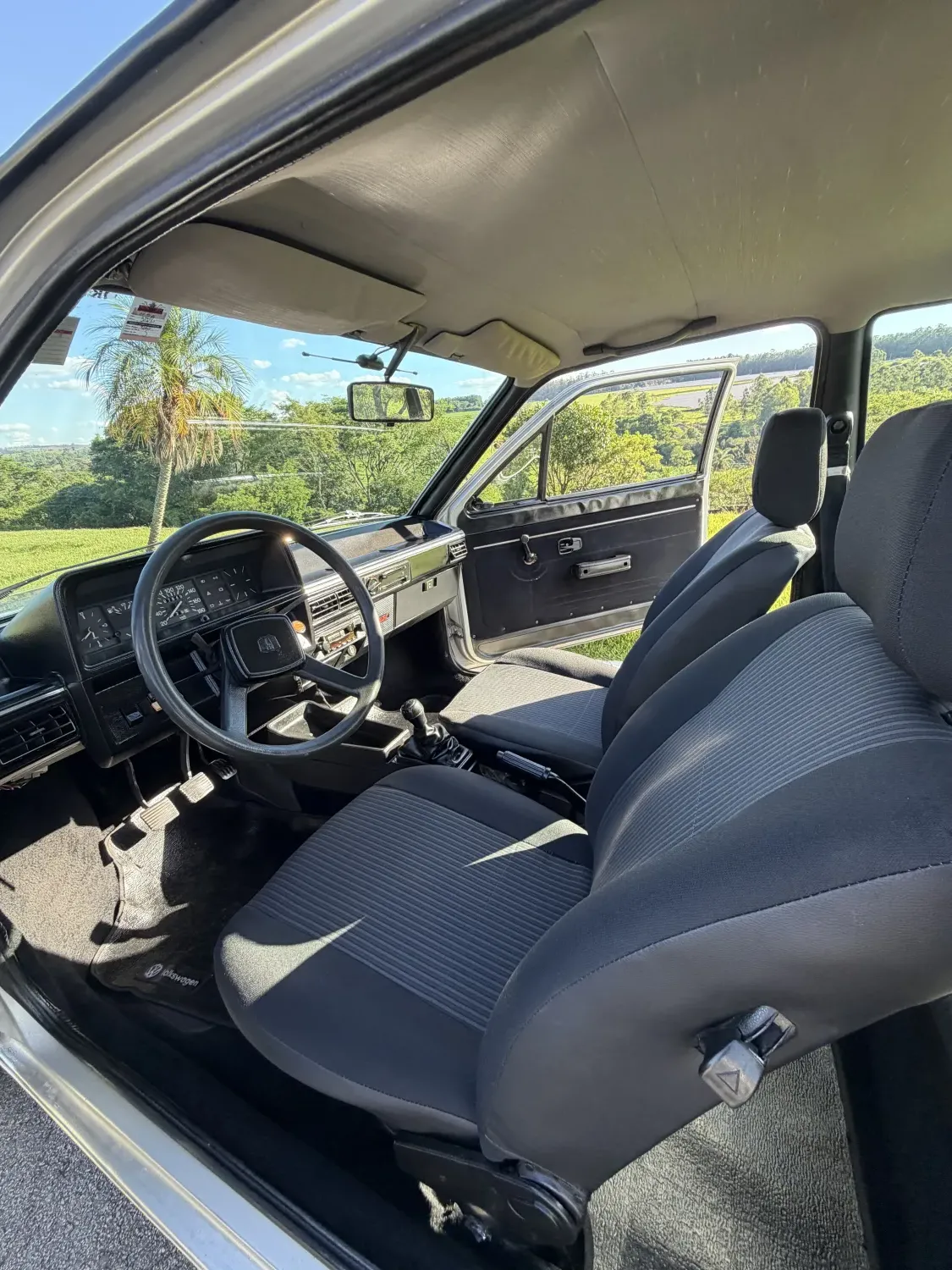avv-volkswagen-voyage-venda-7b312b9-imagem-010