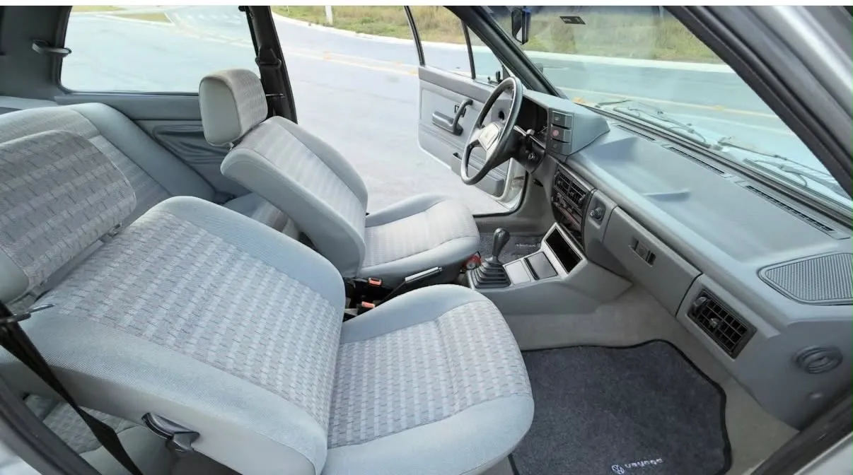 avv-volkswagen-voyage-venda-a6bccac-imagem-009