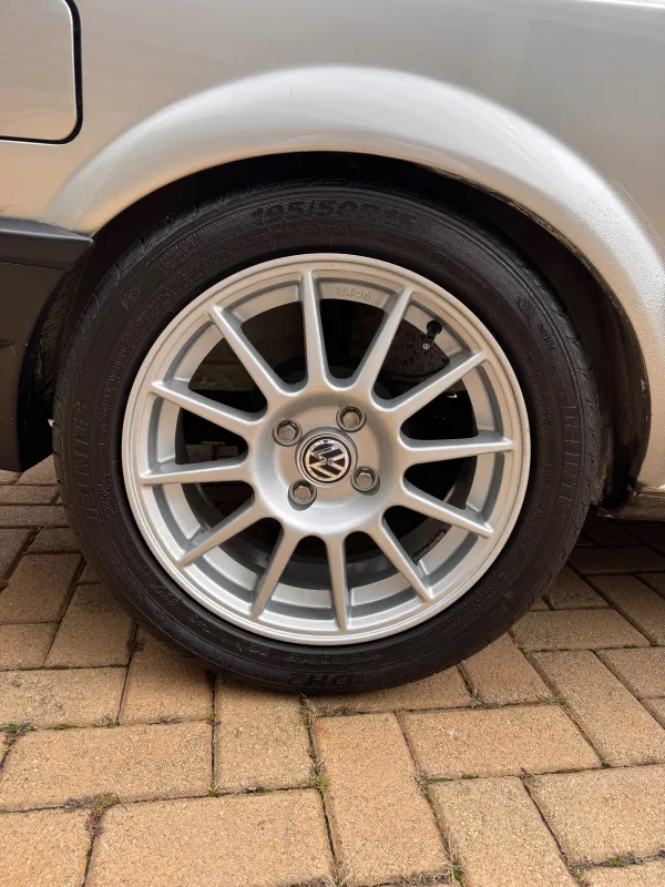 avv-volkswagen-voyage-venda-d729f1b-imagem-010