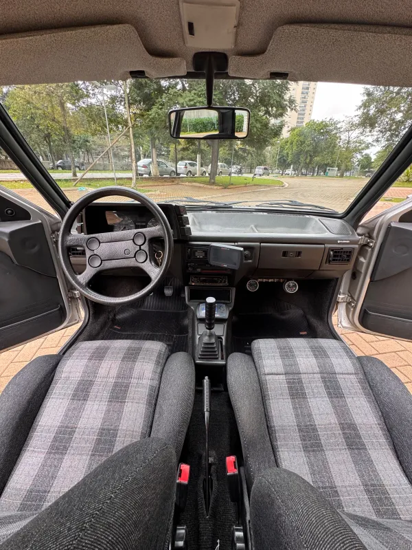 avv-volkswagen-voyage-venda-d729f1b-imagem-011