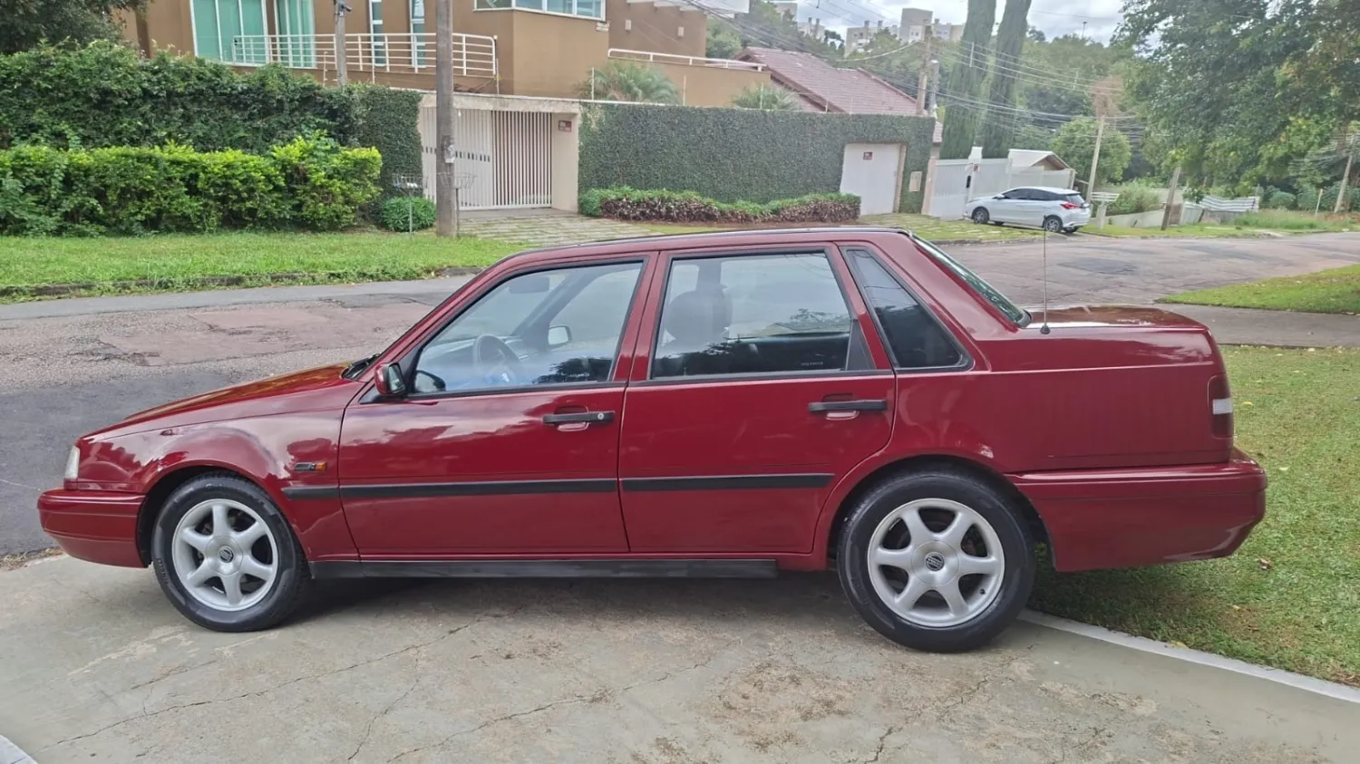 avv-volvo-460-venda-47de8a4-imagem-003