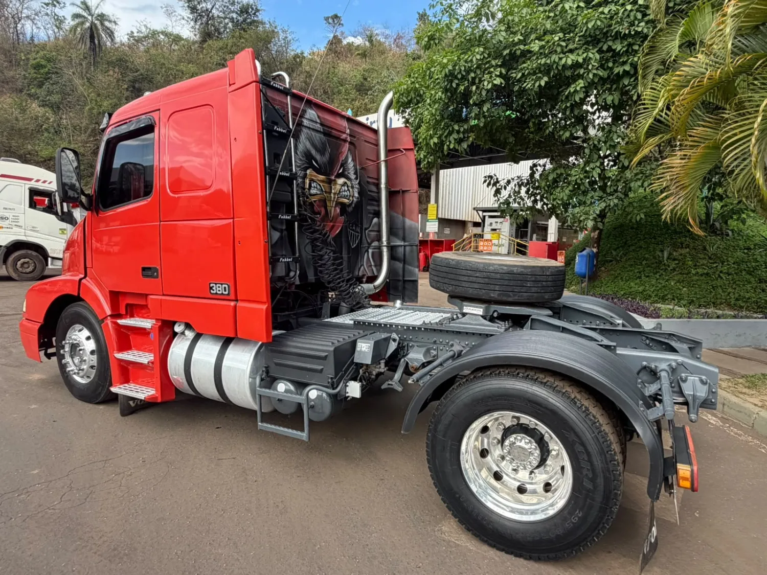 avv-volvo-nh380-venda-dba86e2-imagem-004