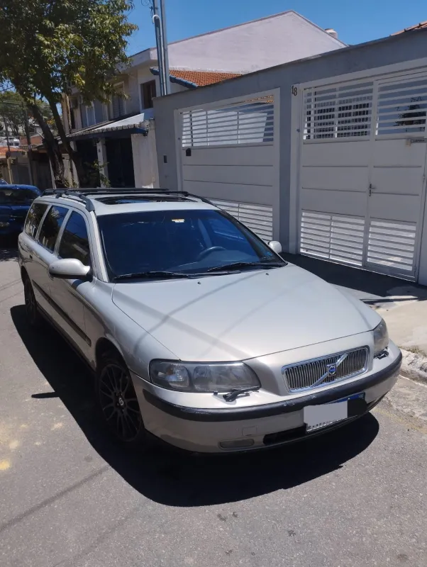 V70 - Foto #2 do anúncio à venda de Carro clássico