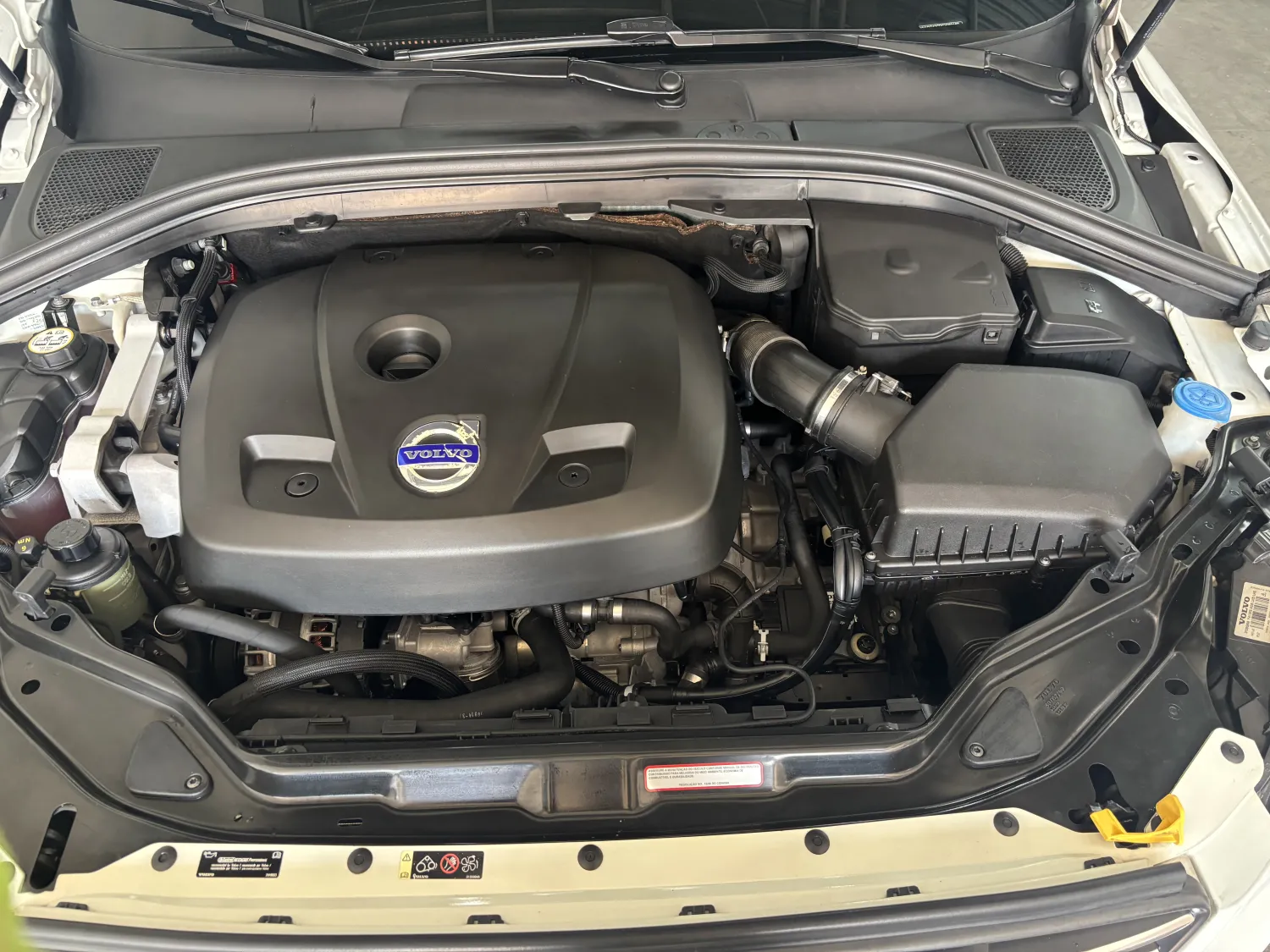 avv-volvo-xc60-venda-1262a0c-imagem-008