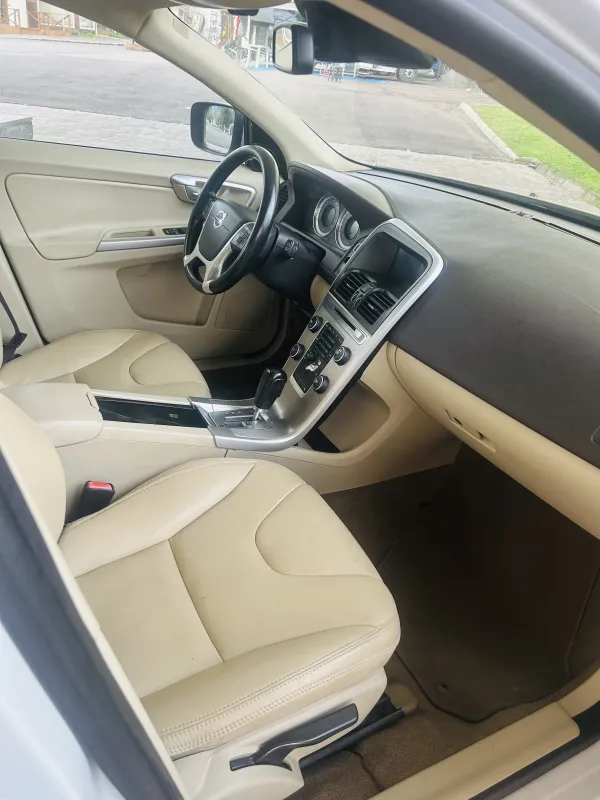 avv-volvo-xc60-venda-e04dadd-imagem-005