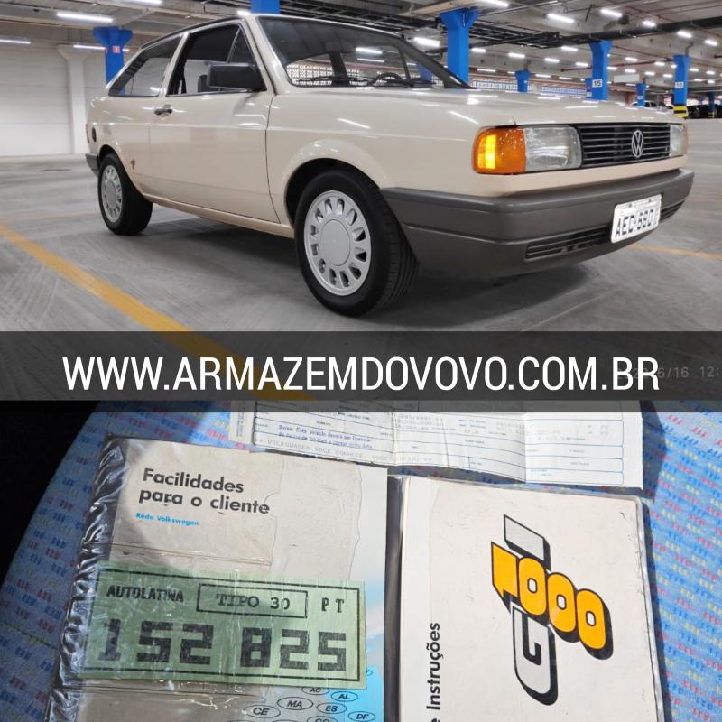 Gol 1000 1994 com rodas da Saveiro Surf e rebaixado