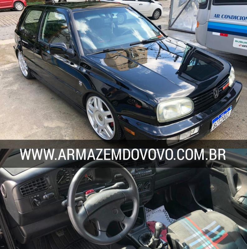 Volkswagen Golf MK3 rebaixado com rodas original Audi aro 18