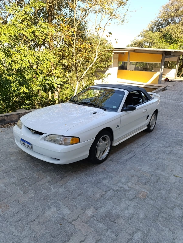 Mustang — Ford Mustang (1995) — Foto principal do anúncio | Armazém do Vovô